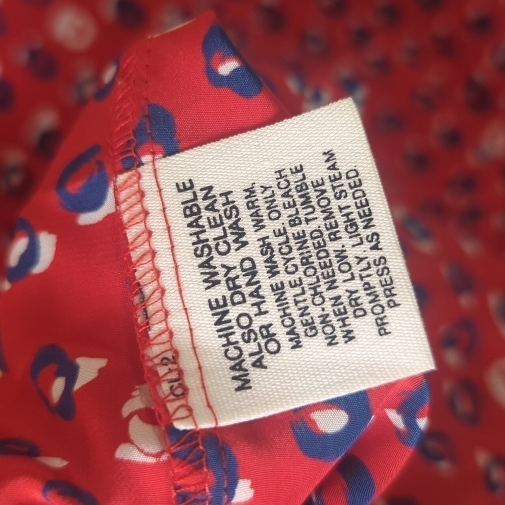 EUC Vintage Pendleton Red&Blue Abstract Floral Blouse -L/XL see measurements - Picture 8 of 8